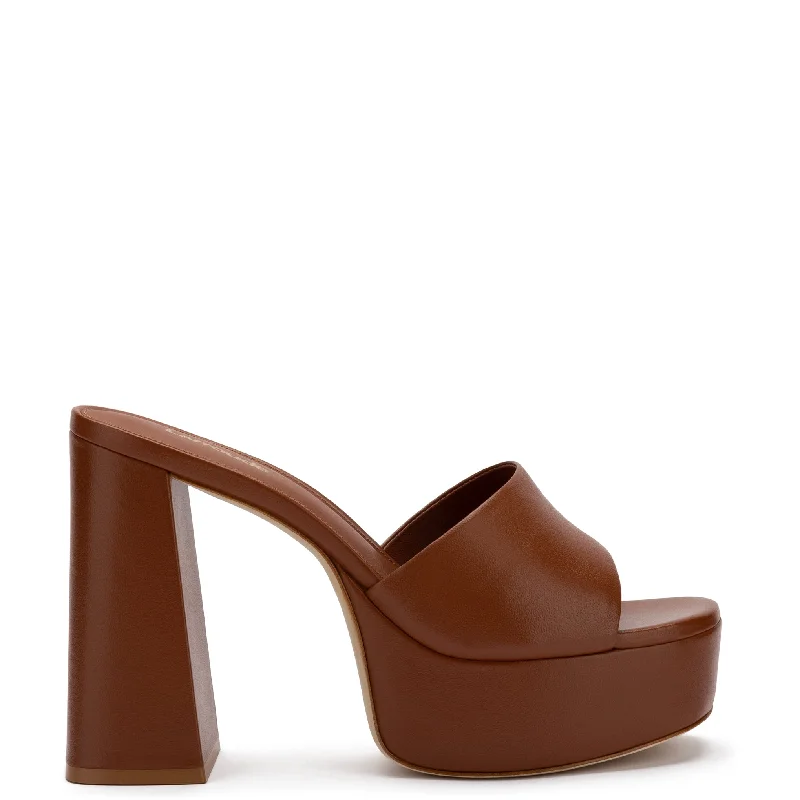 Comfortable Stylish Shoes Dolly Mule In Caramel Leather