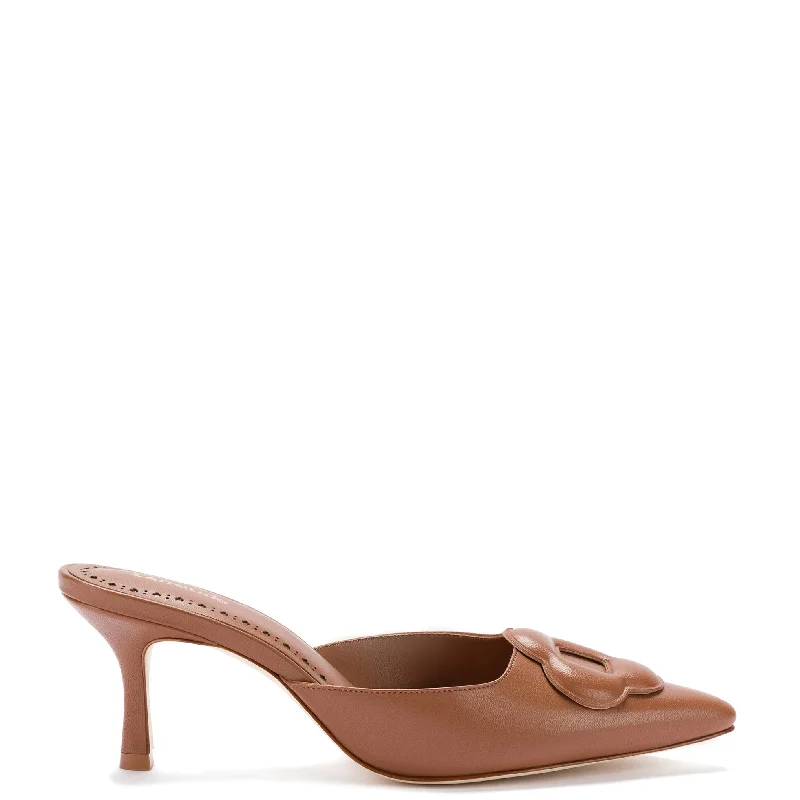 All-Season Shoes Discount Flora Pump In Caramel Leather