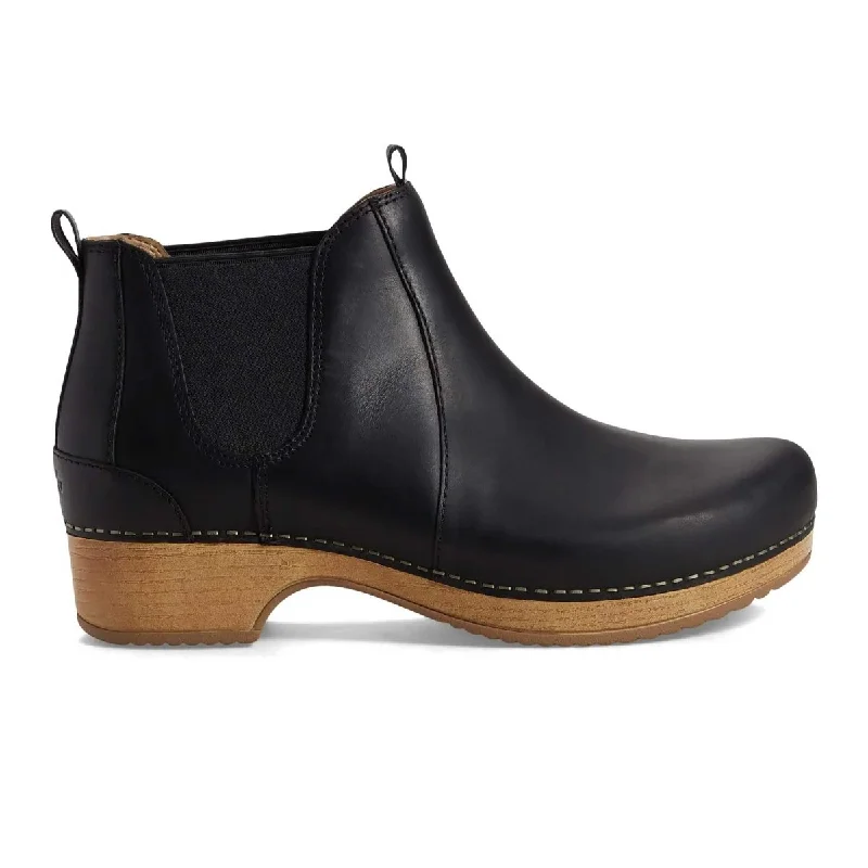 Fashion Deal Dansko Women's Becka Black Oiled Pull Up