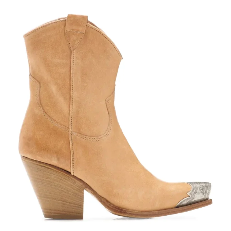 Must-Have Shoe Styles Free People Women's Brayden Western Camel Leather