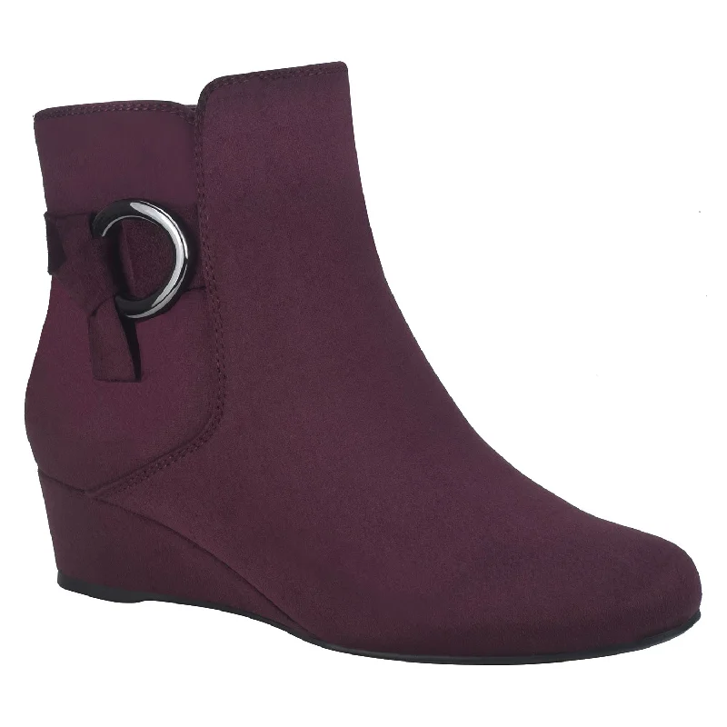 Gift Ideas Gasha Wedge Bootie with Memory Foam