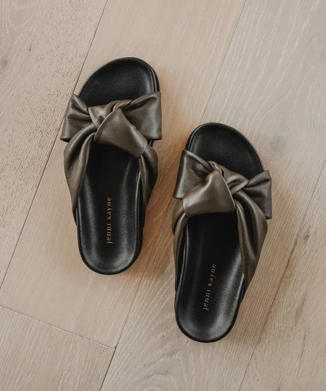 Casual Yet Chic Sales Leather Knot Sandal