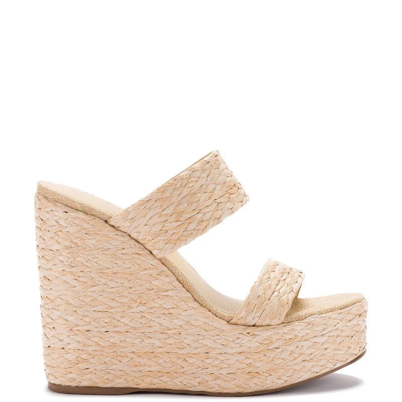 Vintage-Inspired Style Offers Pamela Wedge In Natural Raffia