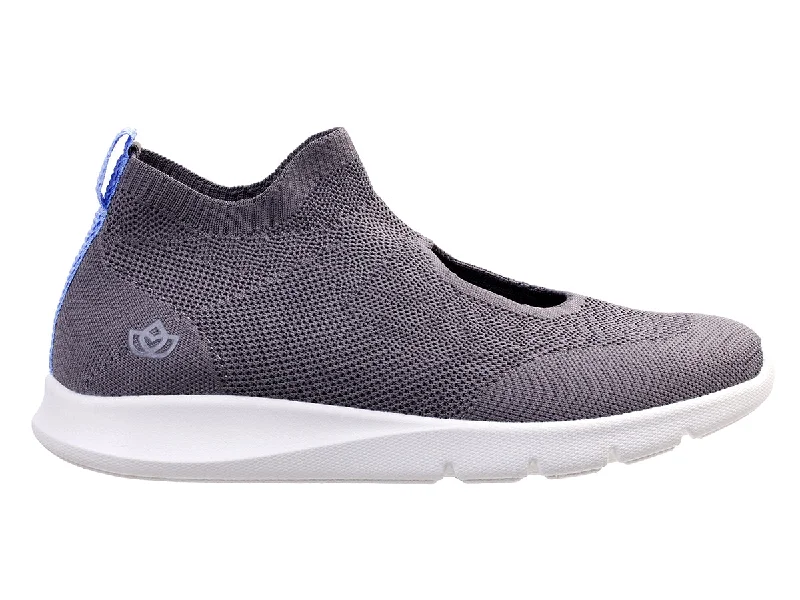 Unleash Your Fashion Peek-A-Boo Slip-on