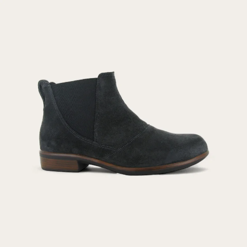 Vintage-Modern Style Offers Ruzgar