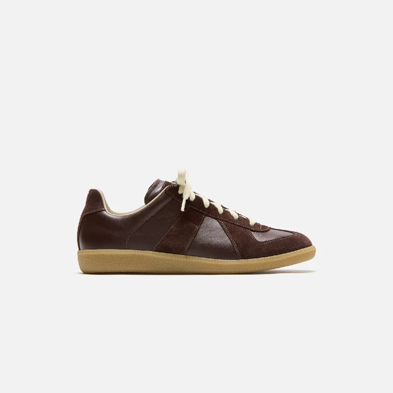 Day To Night Styles Maison Margiela WMNS Replica Sneakers - Chic Brown