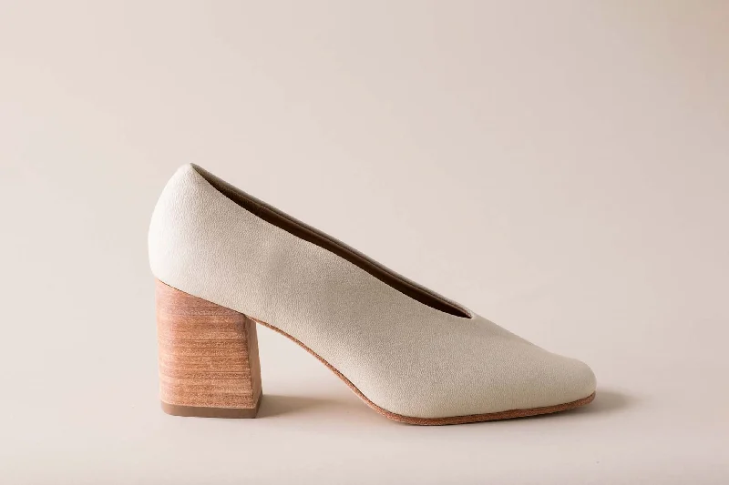 Modern Flat Shoes Offers Salvador