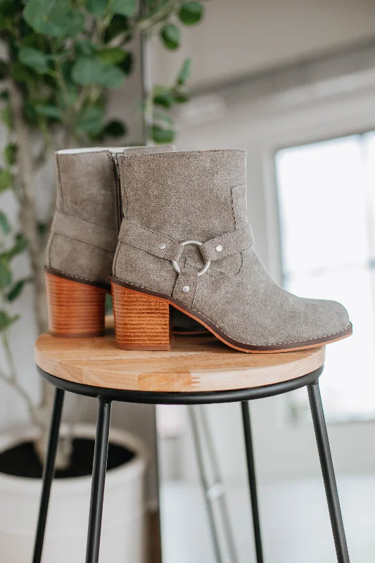 Seasonal Sale Staying In My Lane Boots - Charcoal