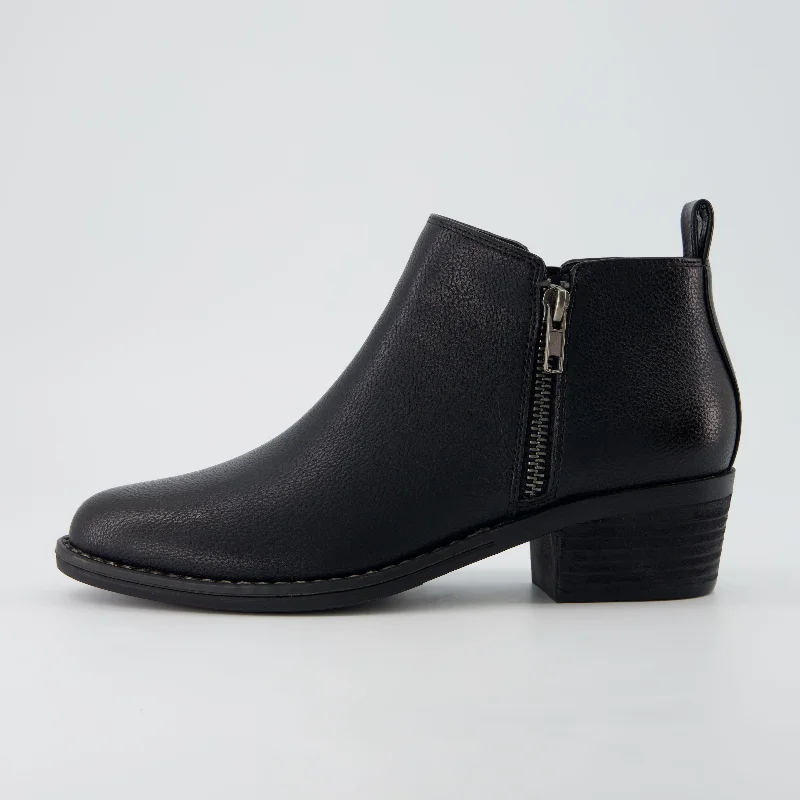 New Season Fashion Preview Taco Ankle Boot