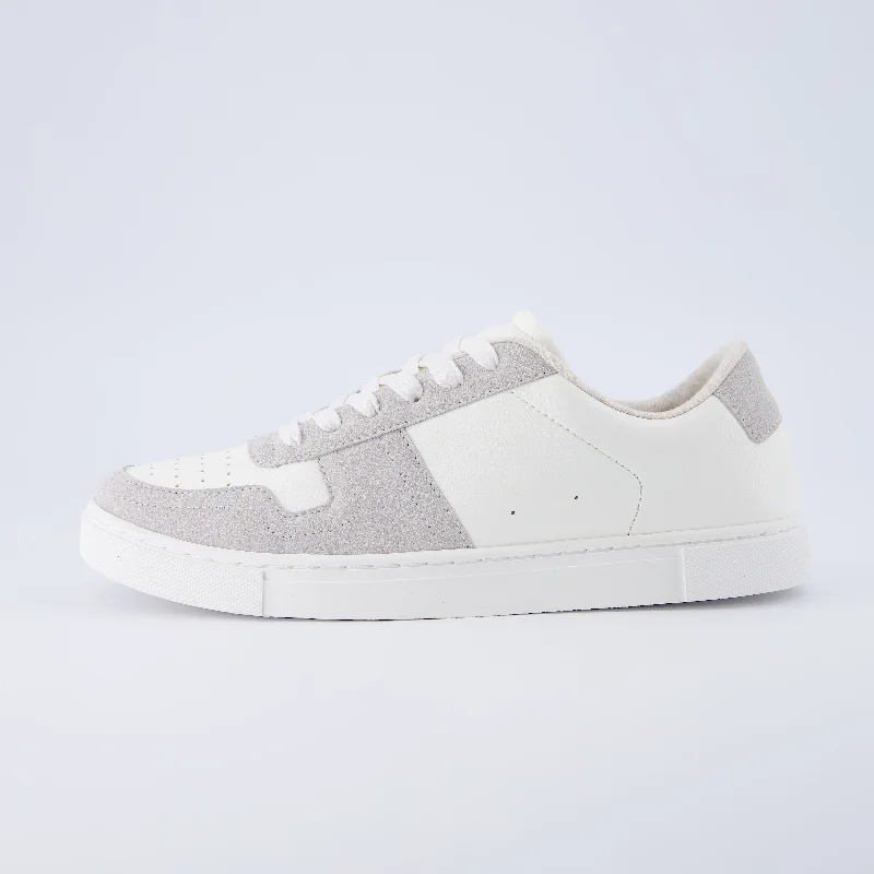 Streetwear-Inspired Footwear Trophy Lace Up Sneaker