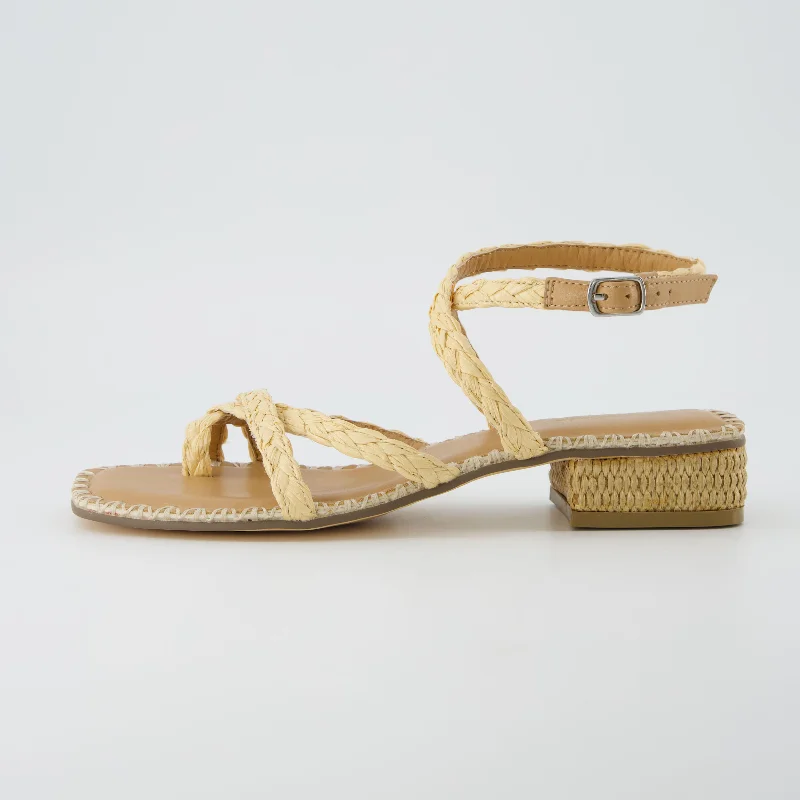 Refined Fashion Sale Wave Raffia Sandal