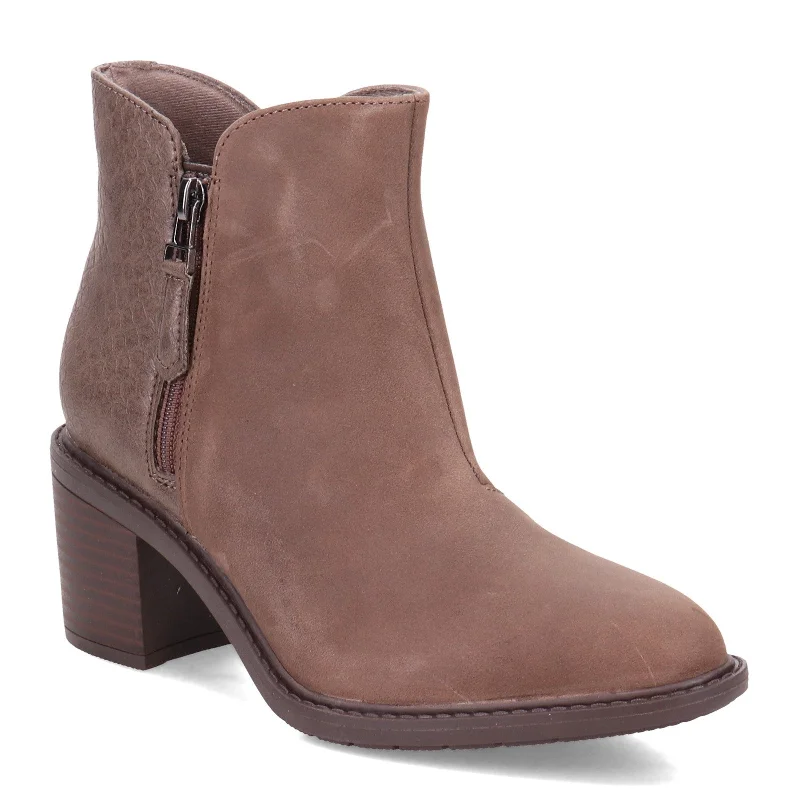 Comfort Meets Fashion Women's Clarks, Scene Zip Boot