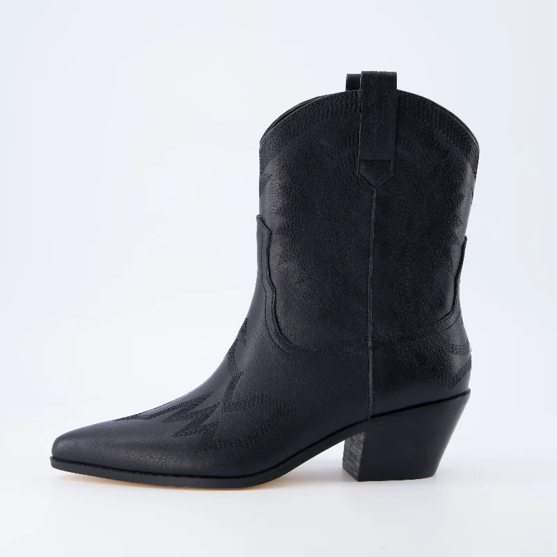 Stylish Looks Leon Western Boot
