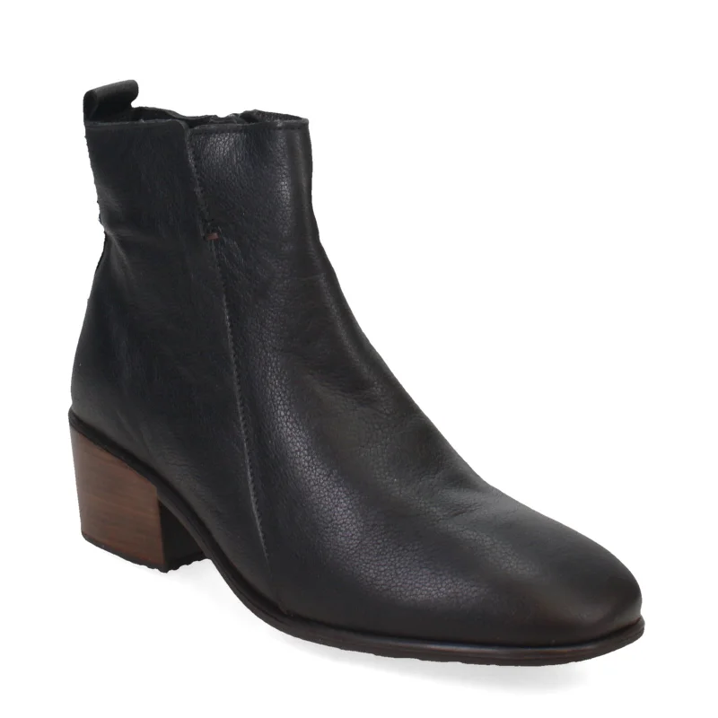 Flirty Fashion Discounts Women's Naot, Ethic Boot