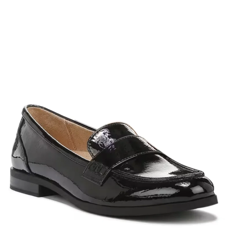 Limited Stock, Big Discounts Women's Naturalizer, Milo Loafer