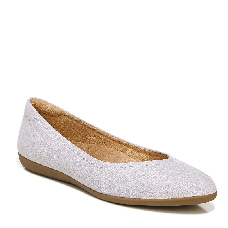 The Latest Fashion Trends Women's Naturalizer, Vivienne Flat