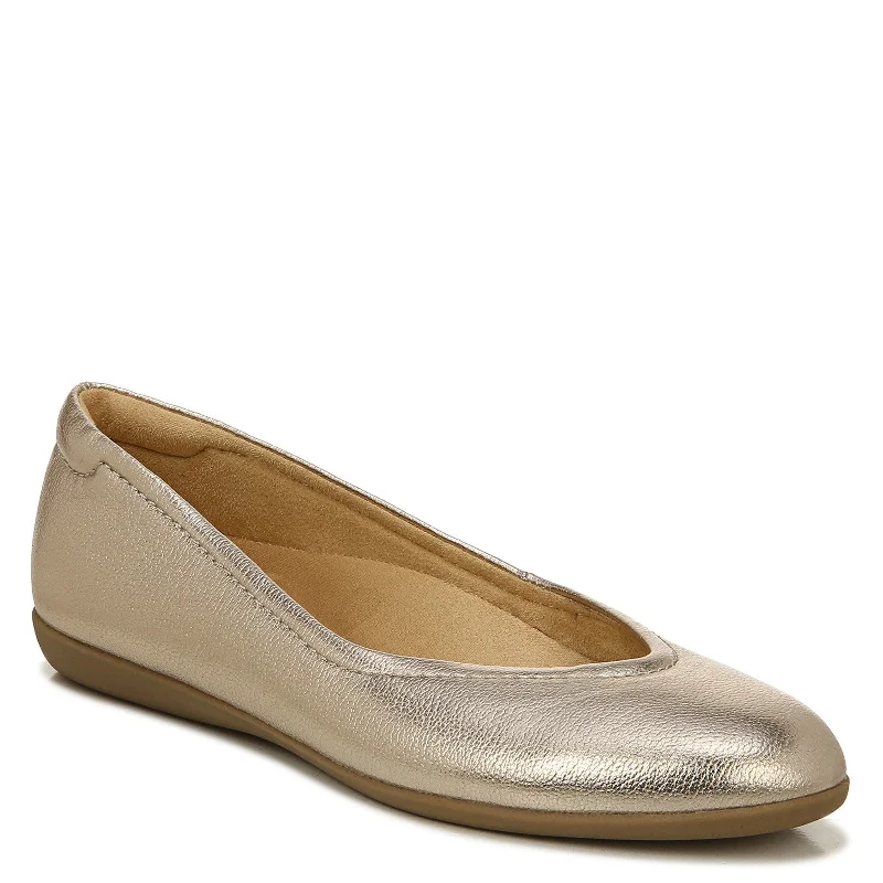 On-Trend Fashion Offers Women's Naturalizer, Vivienne Flat