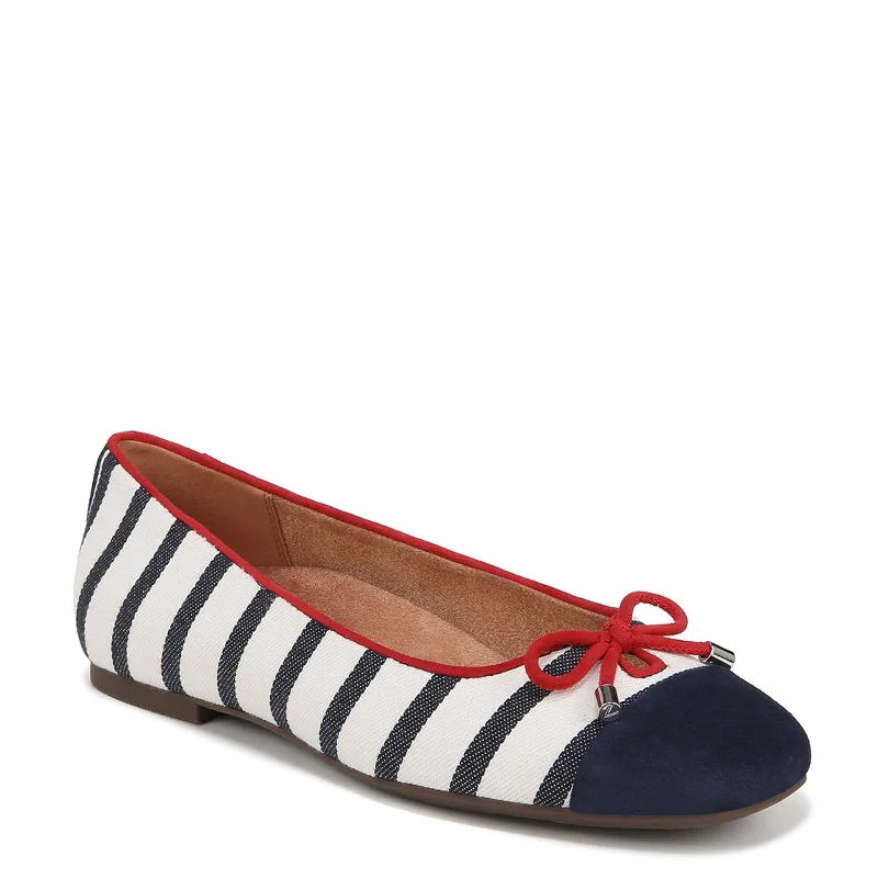Exclusive Designer Style Deals Women's Vionic, Klara Flat