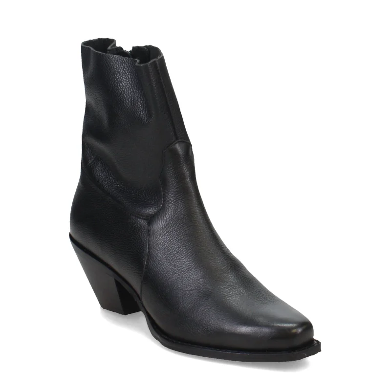 End-Of-Season Clearance Women's Volatile, Lariat Boot