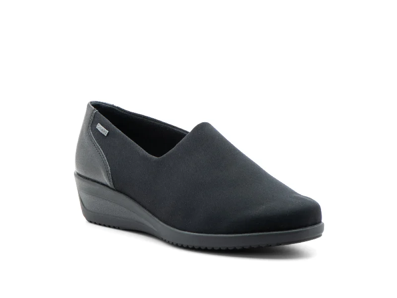Fashion Forward, Function First Zahara - Black