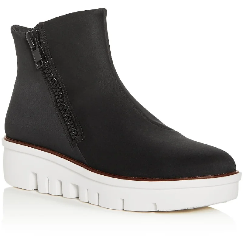 Sleek Style Discounts Fitflop Womens Chunky Zip Lug Sole Platform Ankle Boots