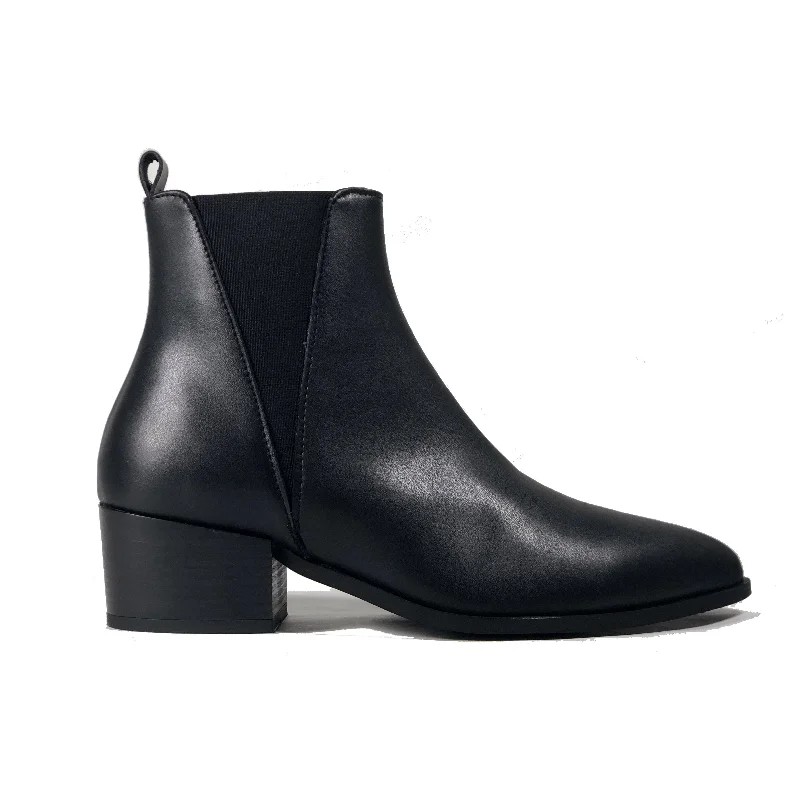 Urban Style Promotions 'Nerrie' vegan-leather Chelsea bootie by Zette Shoes - black