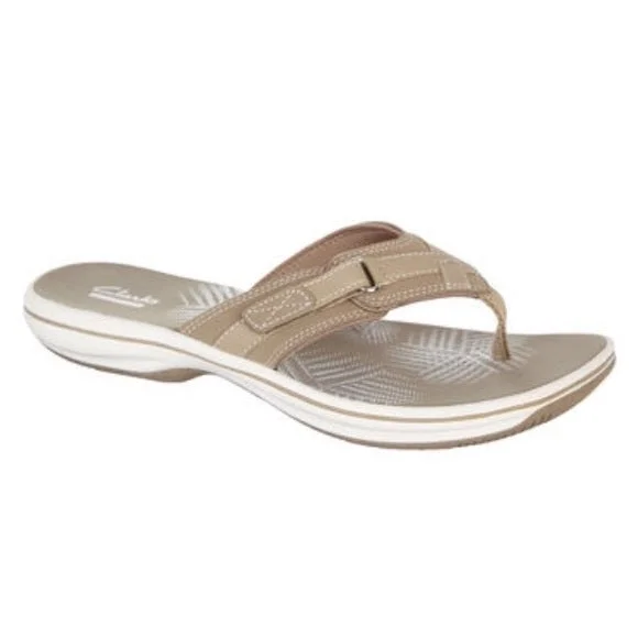 On-Trend Fashion Offers Clarks Breeze Sea Beige 71934