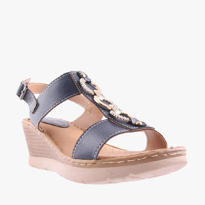 Imeless Style MICHELLE NAVY