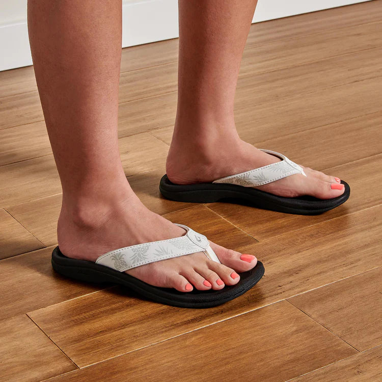 Fashionista Favorites Olukai 'Ohana Bright White Women's