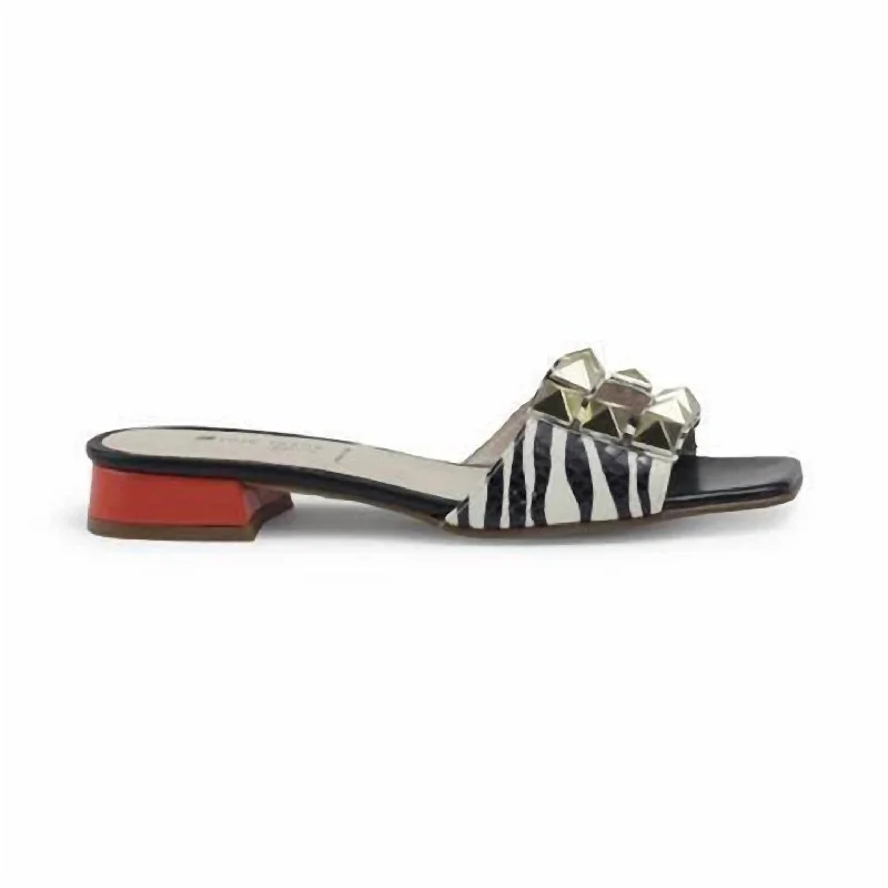 Trendy Casual Shoes Offer Women's Elegance Sandals In Zebra
